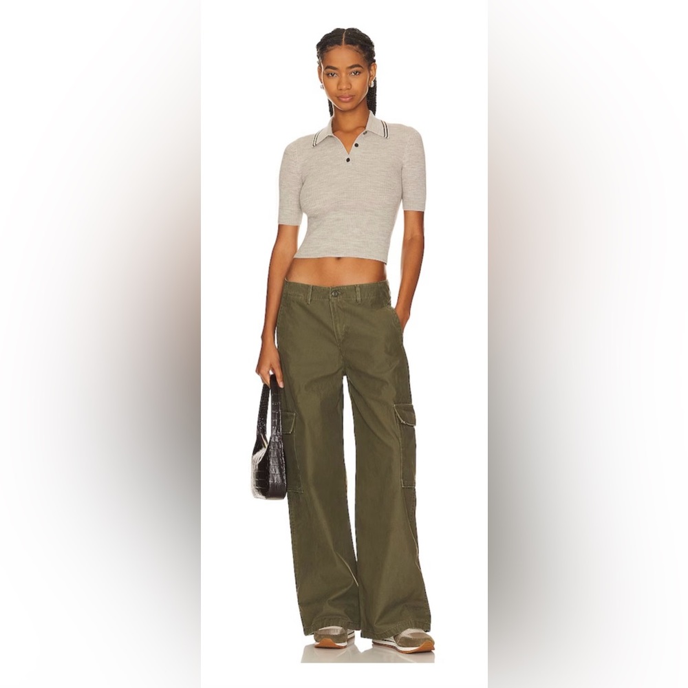 LEVIS BAGGY CARGO KHAKI SIZE 24, 25, 26, 27, 31, 32